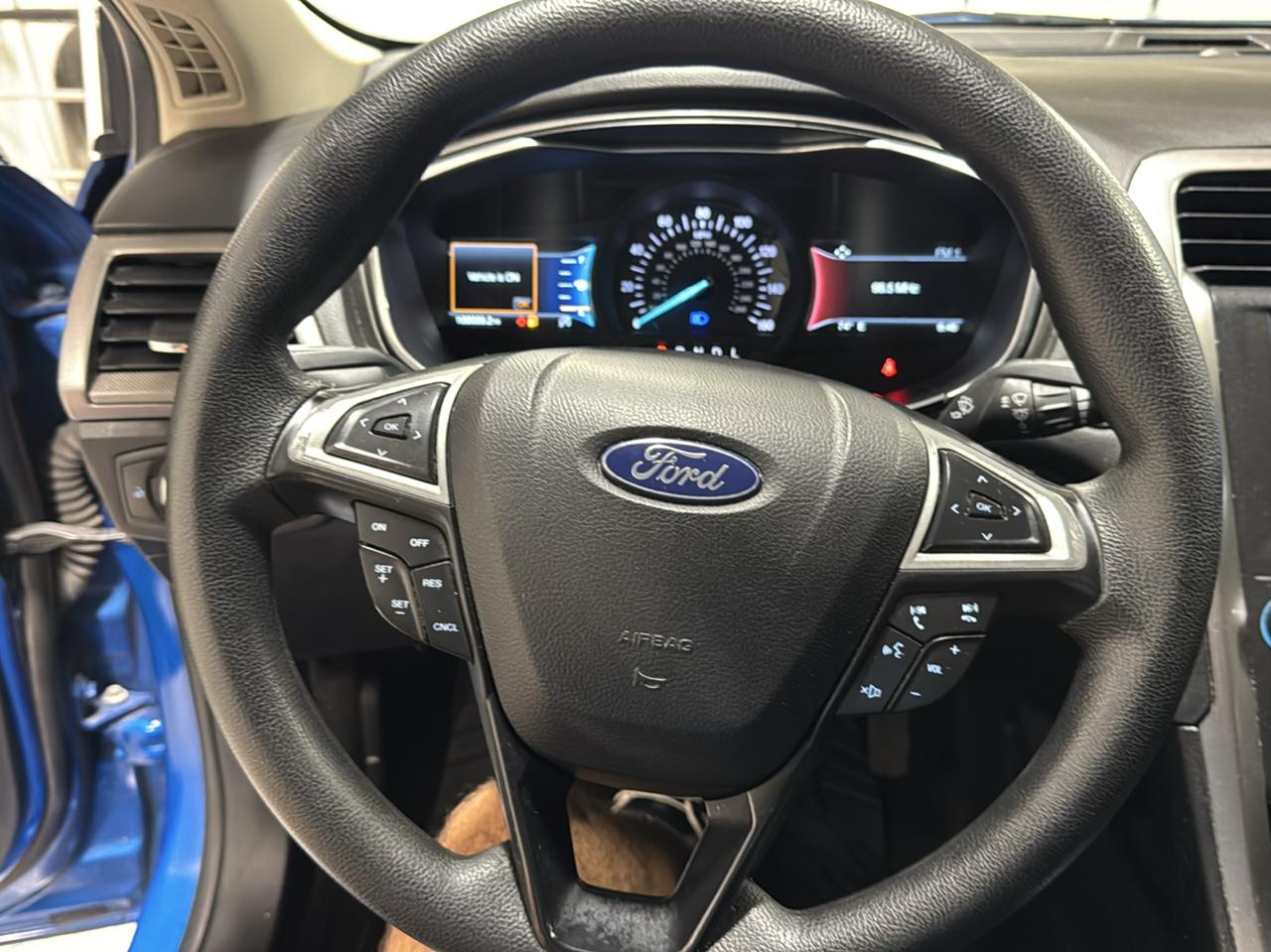 Ford Fusion SE FWD 2020