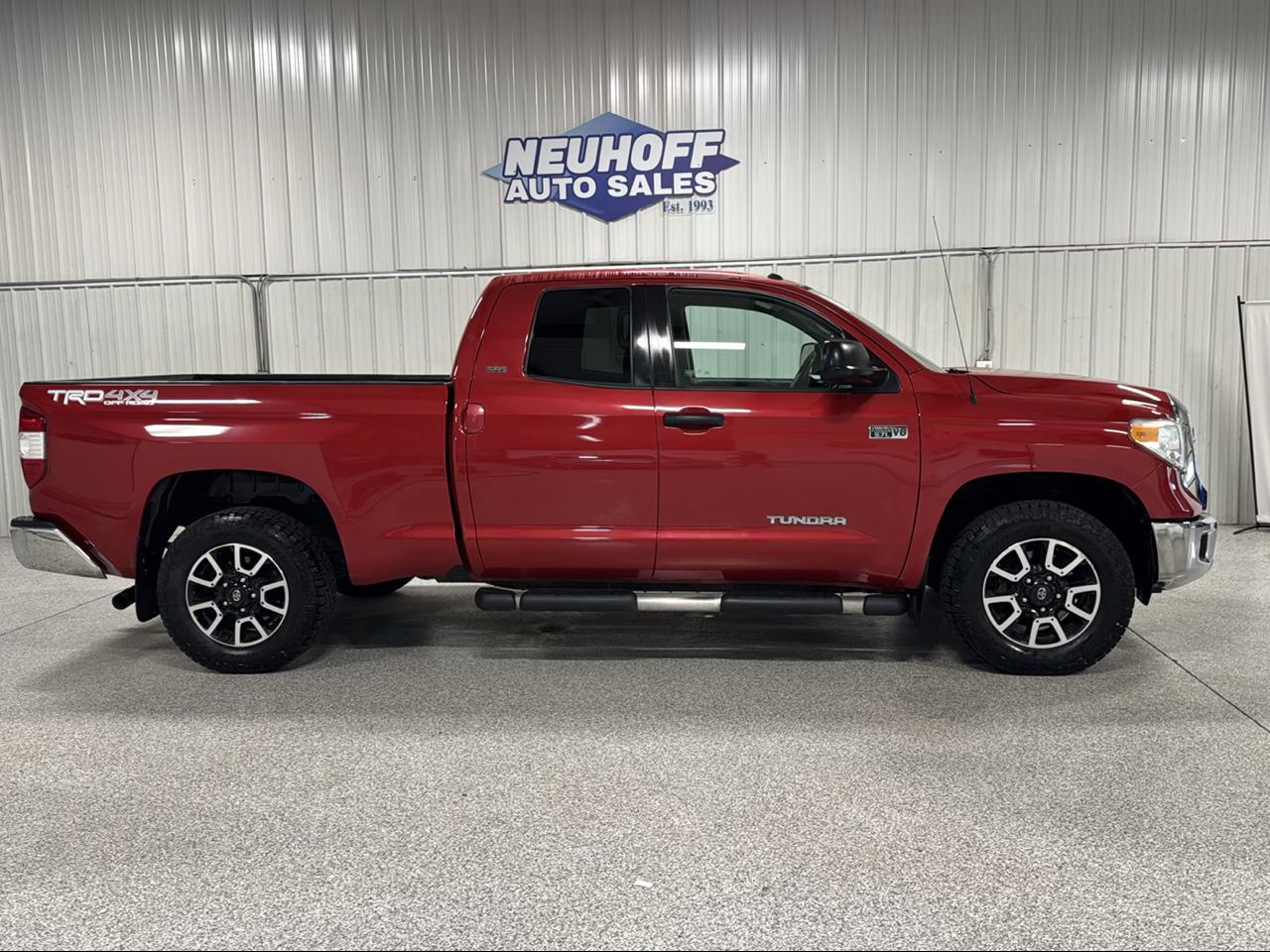 2016 Toyota Tundra 4WD Truck Double Cab 5.7L V8 6-Spd AT TRD Pro (Natl)