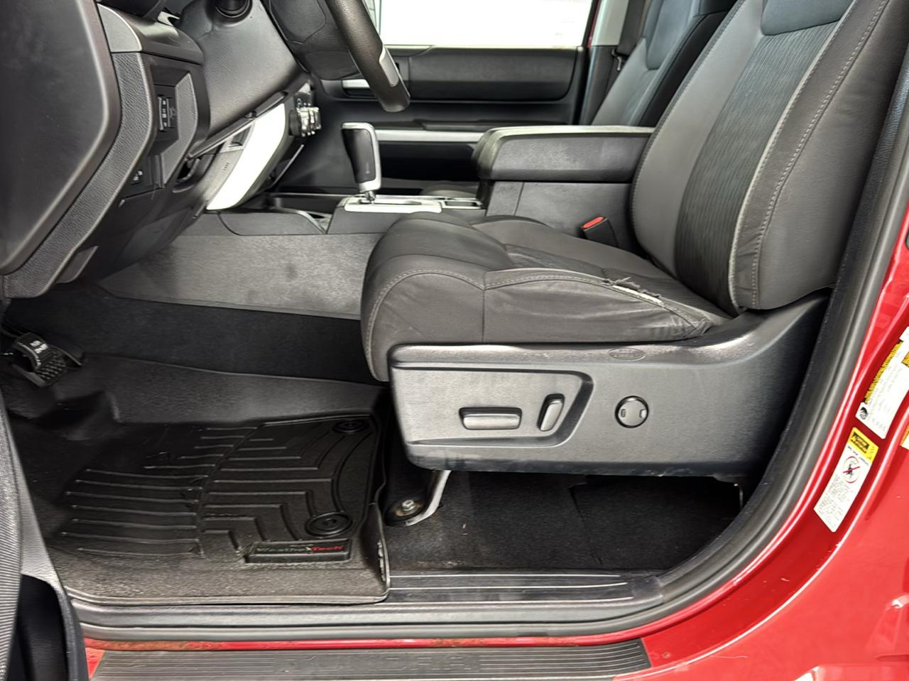 Toyota Tundra 4WD Truck Double Cab 5.7L V8 6-Spd AT TRD Pro (Natl) 2016