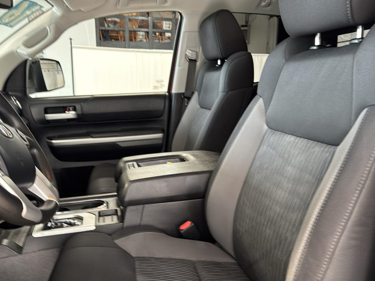 Toyota Tundra 4WD Truck Double Cab 5.7L V8 6-Spd AT TRD Pro (Natl) 2016