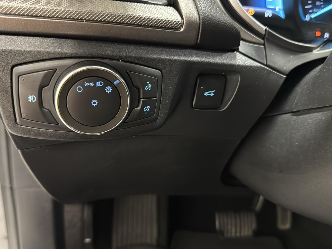 Ford Fusion SE FWD 2019