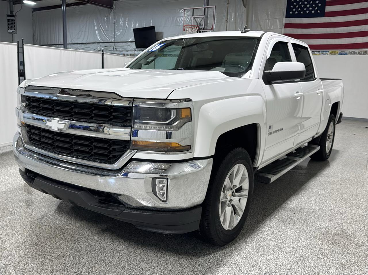 Chevrolet Silverado 1500 4WD Crew Cab 143.5" LT w/1LT 2016