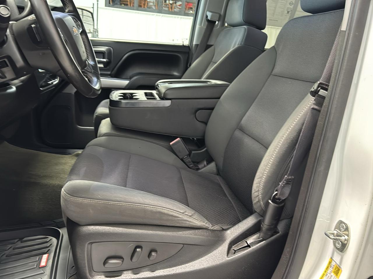 Chevrolet Silverado 1500 4WD Crew Cab 143.5" LT w/1LT 2016