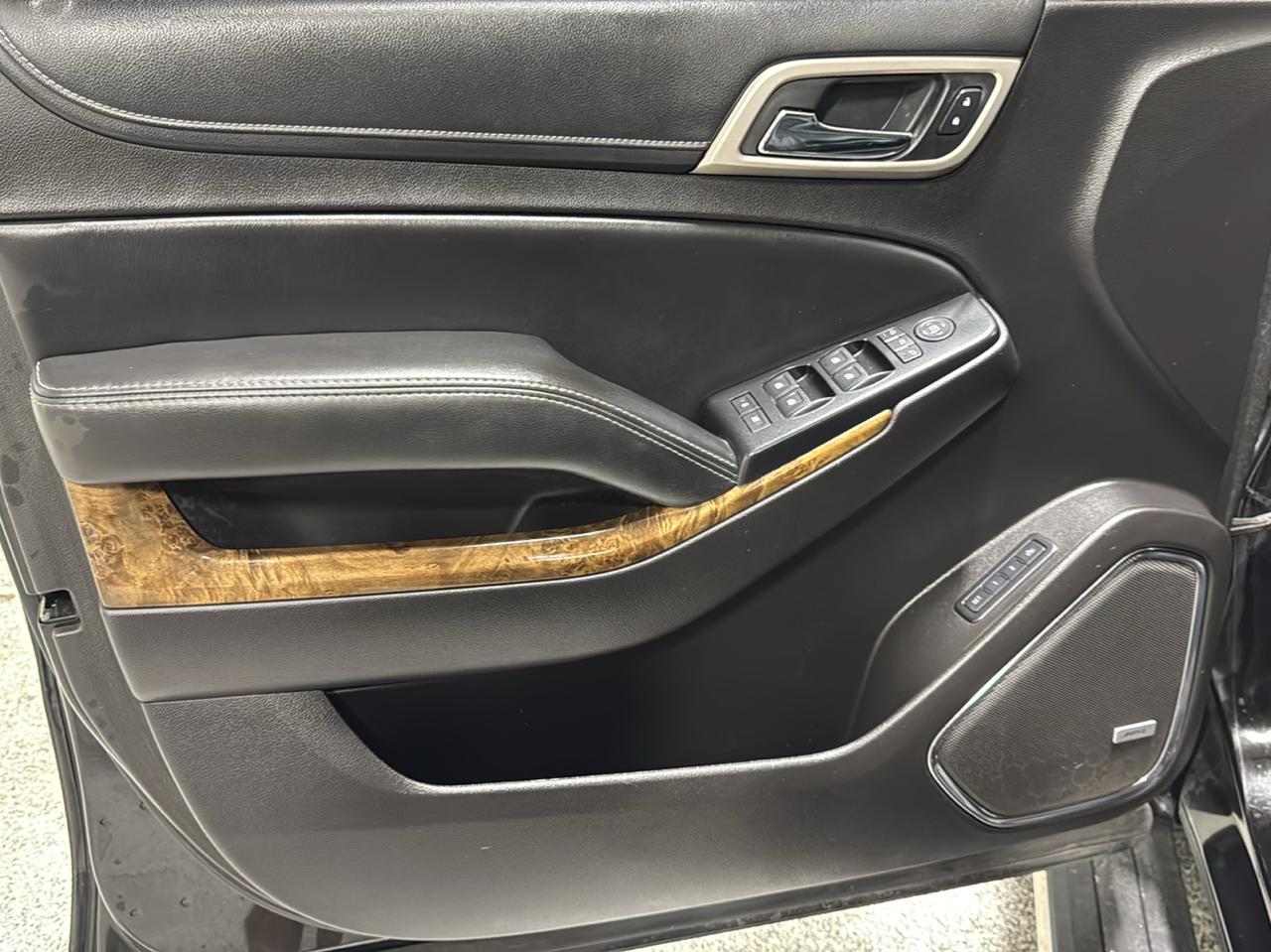 GMC Yukon XL 4WD 4dr Denali 2015
