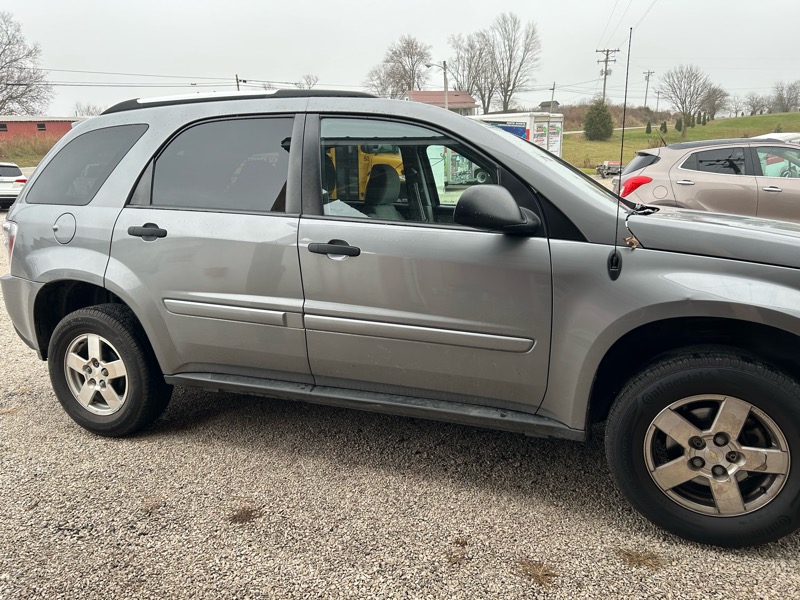 Chevrolet Equinox LS 2WD 2005