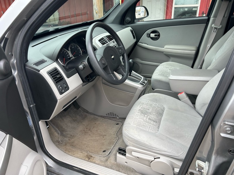 Chevrolet Equinox LS 2WD 2005