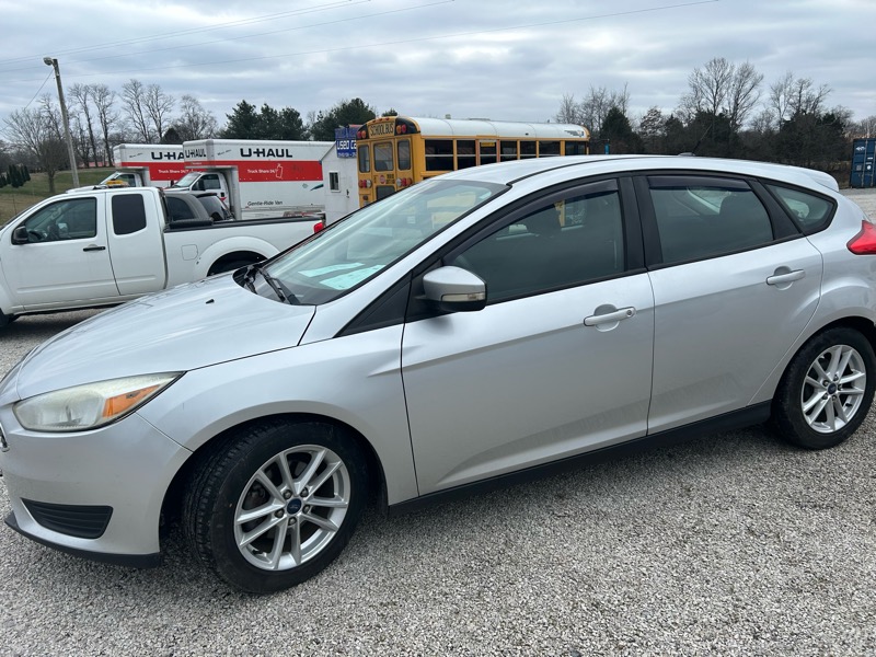 Ford Focus SE Hatch 2015