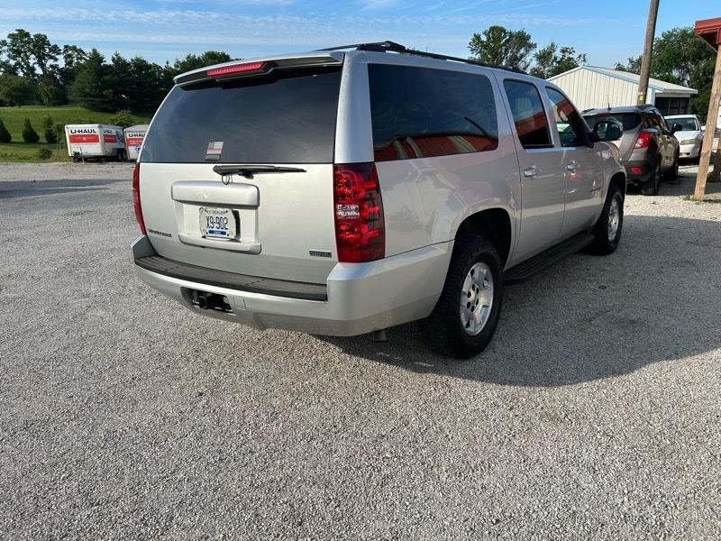 2011 Chevrolet Suburban LS 1500 2WD