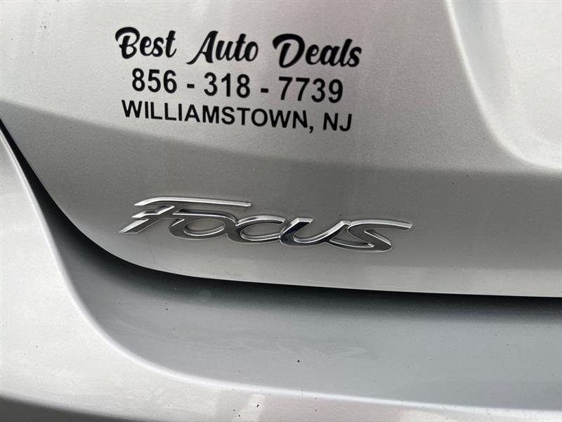 Ford Focus SE Sedan 2015