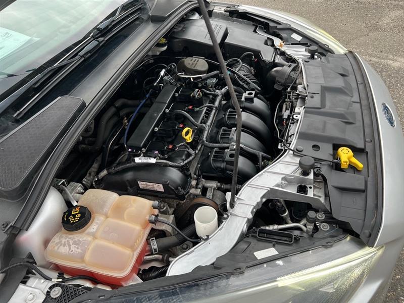 Ford Focus SE Sedan 2015