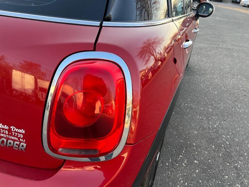 MINI Cooper Base 2015