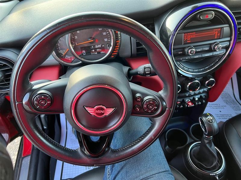 MINI Cooper Base 2015