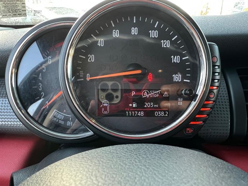 MINI Cooper Base 2015