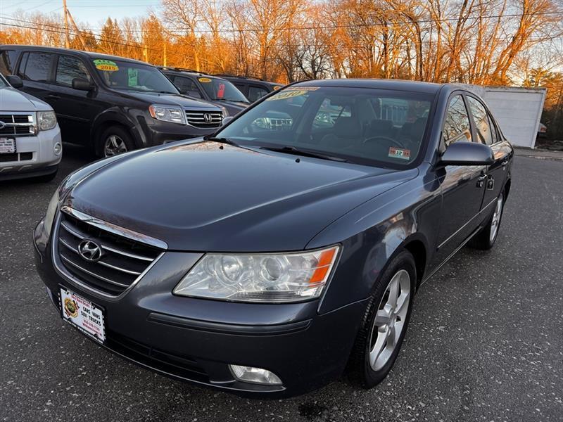 Hyundai Sonata SE V6 2010