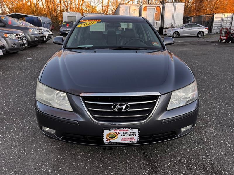 Hyundai Sonata SE V6 2010