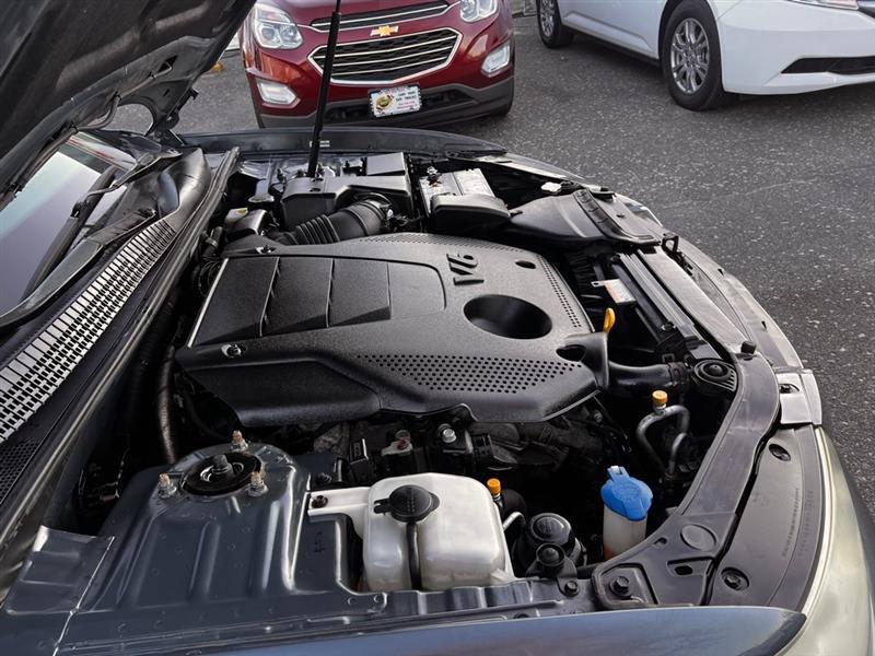 Hyundai Sonata SE V6 2010