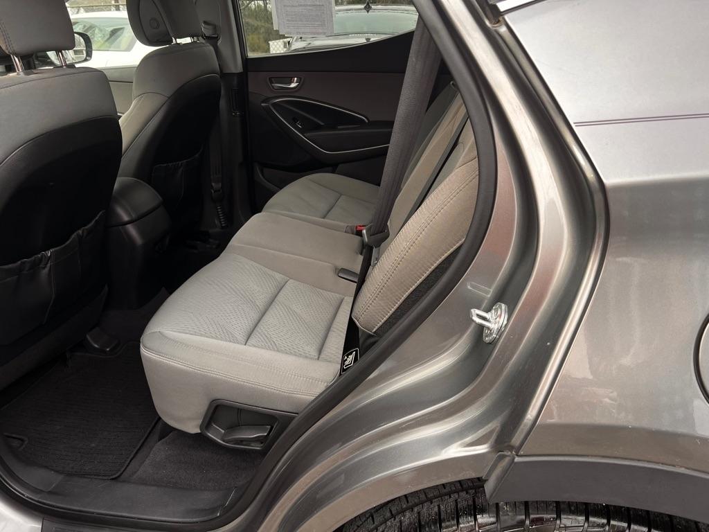 Hyundai Santa Fe FWD 4dr 2.0T Sport 2013