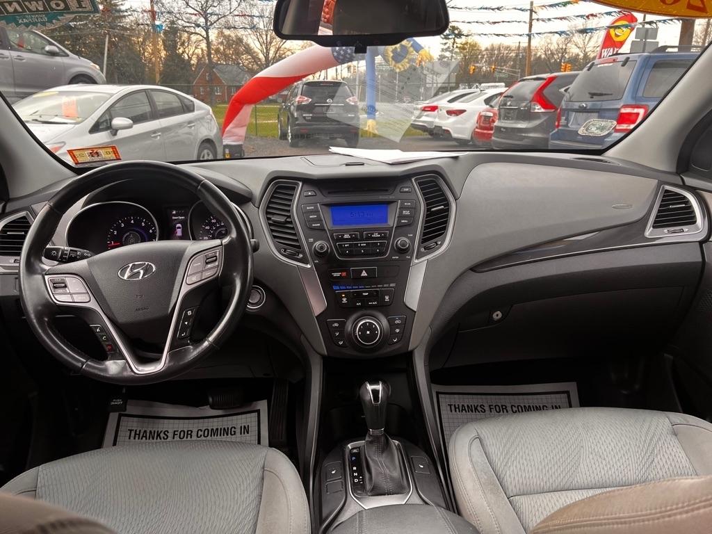 Hyundai Santa Fe FWD 4dr 2.0T Sport 2013
