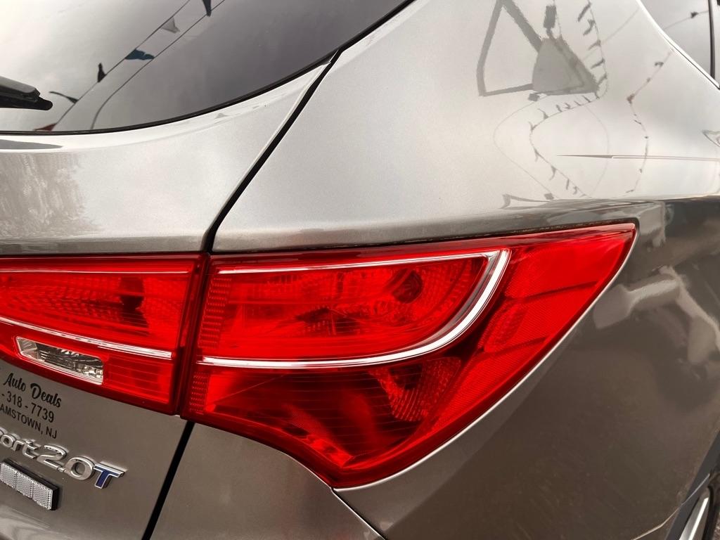 Hyundai Santa Fe FWD 4dr 2.0T Sport 2013