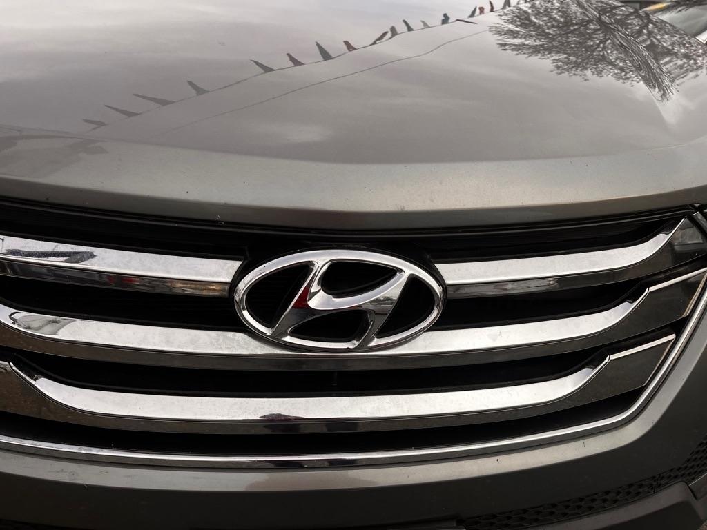 Hyundai Santa Fe FWD 4dr 2.0T Sport 2013