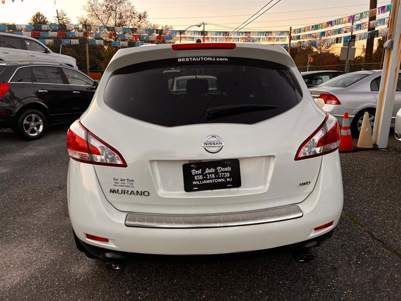 Nissan Murano S AWD 2011