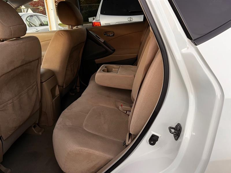 Nissan Murano S AWD 2011