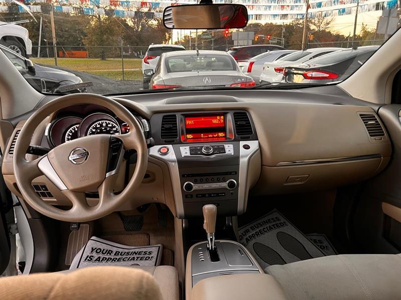 Nissan Murano S AWD 2011