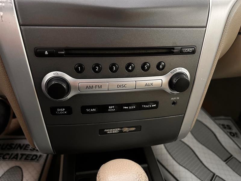 Nissan Murano S AWD 2011