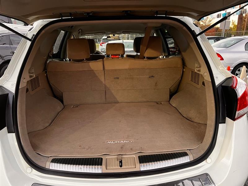 Nissan Murano S AWD 2011