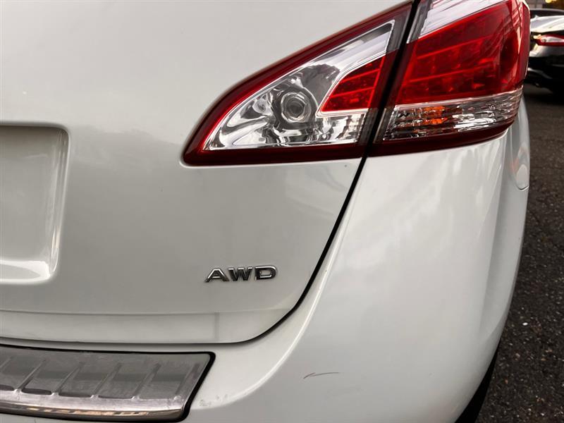 Nissan Murano S AWD 2011