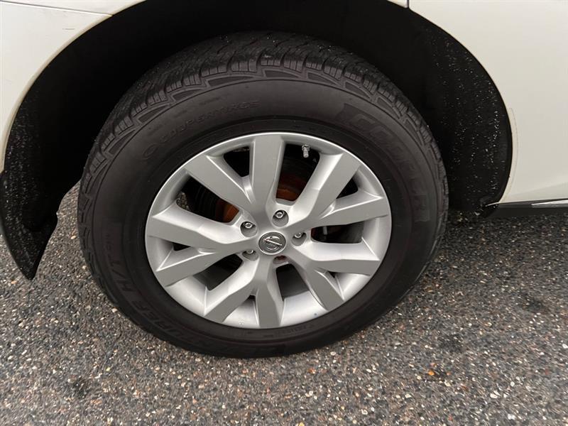 Nissan Murano S AWD 2011