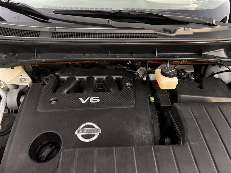 Nissan Murano S AWD 2011