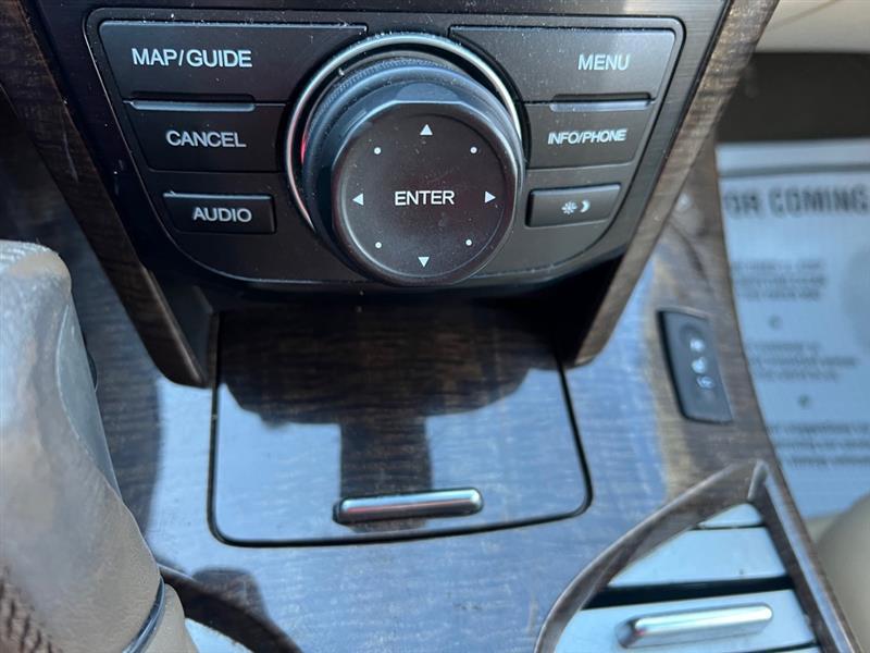 Acura MDX 6-Spd AT w/Tech Package 2013