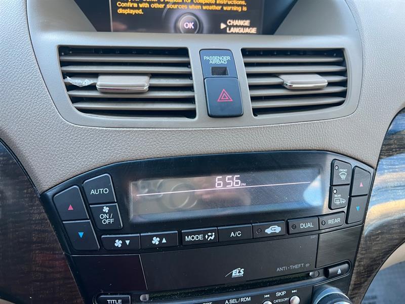 Acura MDX 6-Spd AT w/Tech Package 2013