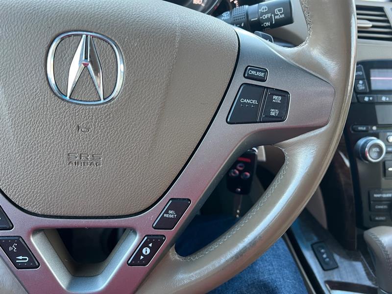 Acura MDX 6-Spd AT w/Tech Package 2013