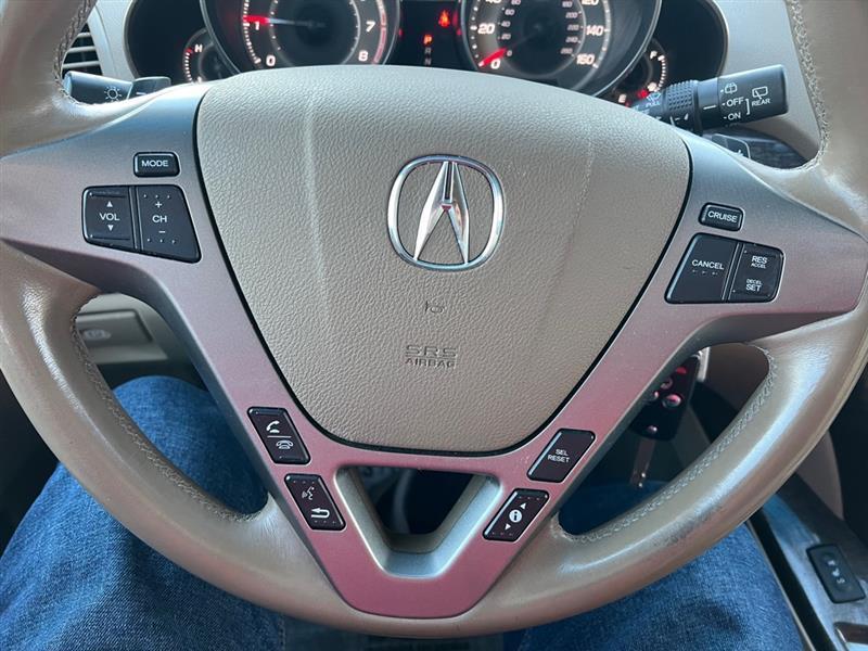 Acura MDX 6-Spd AT w/Tech Package 2013