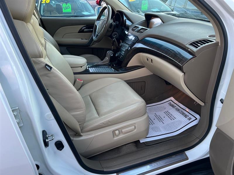 Acura MDX 6-Spd AT w/Tech Package 2013