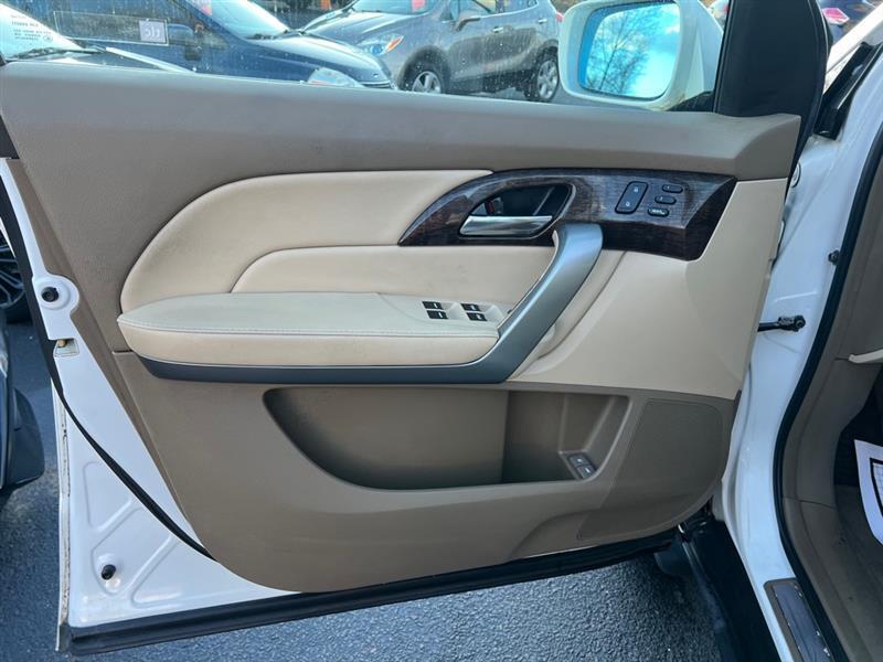 Acura MDX 6-Spd AT w/Tech Package 2013