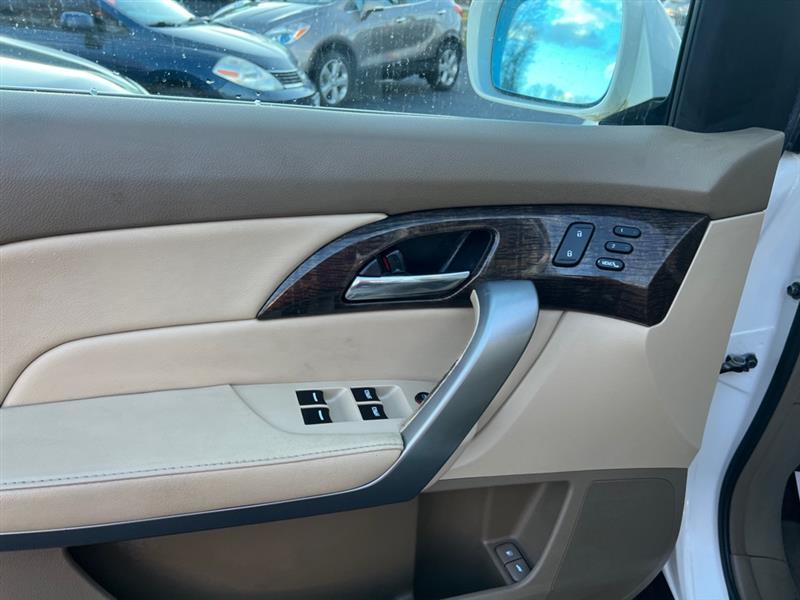 Acura MDX 6-Spd AT w/Tech Package 2013