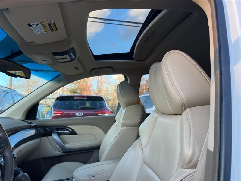 Acura MDX 6-Spd AT w/Tech Package 2013