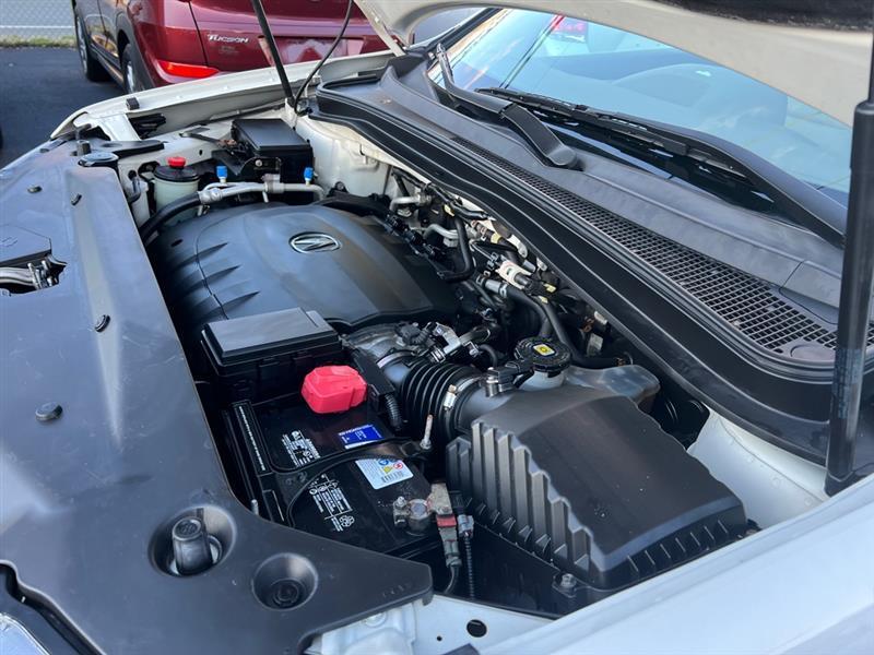 Acura MDX 6-Spd AT w/Tech Package 2013