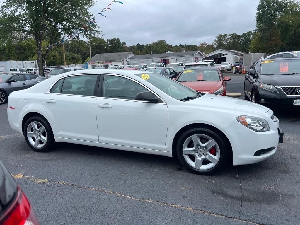Chevrolet Malibu 4dr Sdn LS w/1LS 2012
