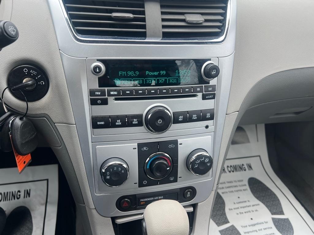 Chevrolet Malibu 4dr Sdn LS w/1LS 2012
