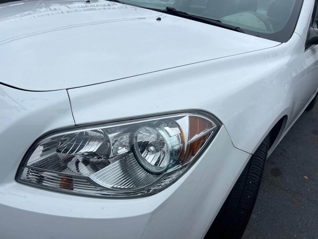 Chevrolet Malibu 4dr Sdn LS w/1LS 2012