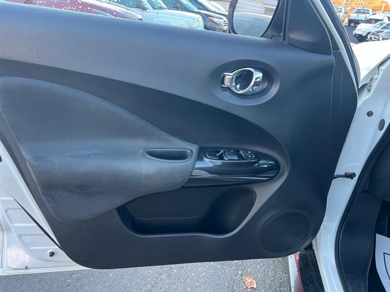 Nissan Juke S AWD 2013