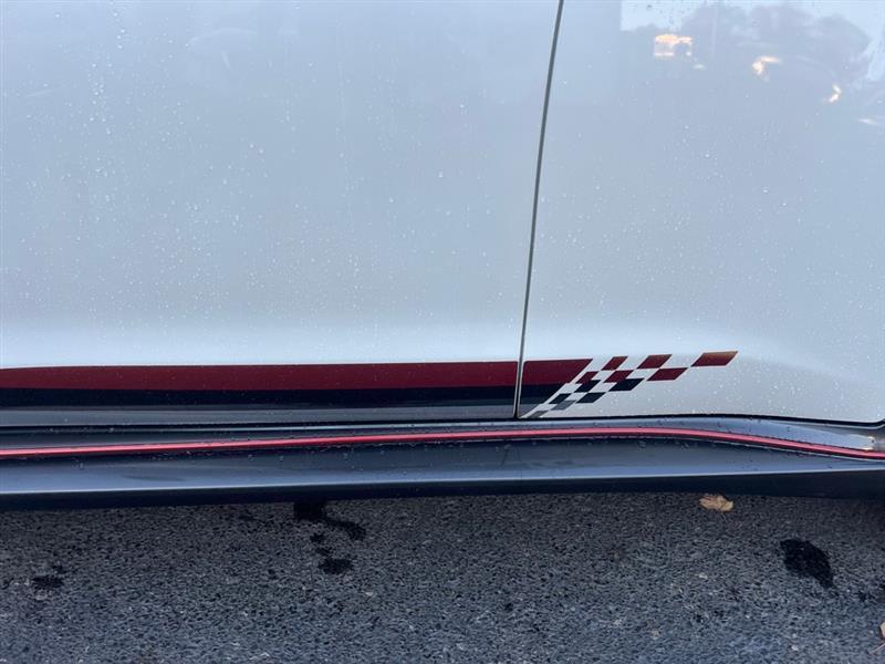 Nissan Juke S AWD 2013