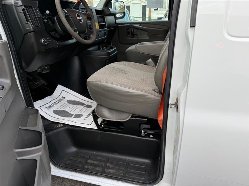 GMC Savana G2500 Cargo 2014