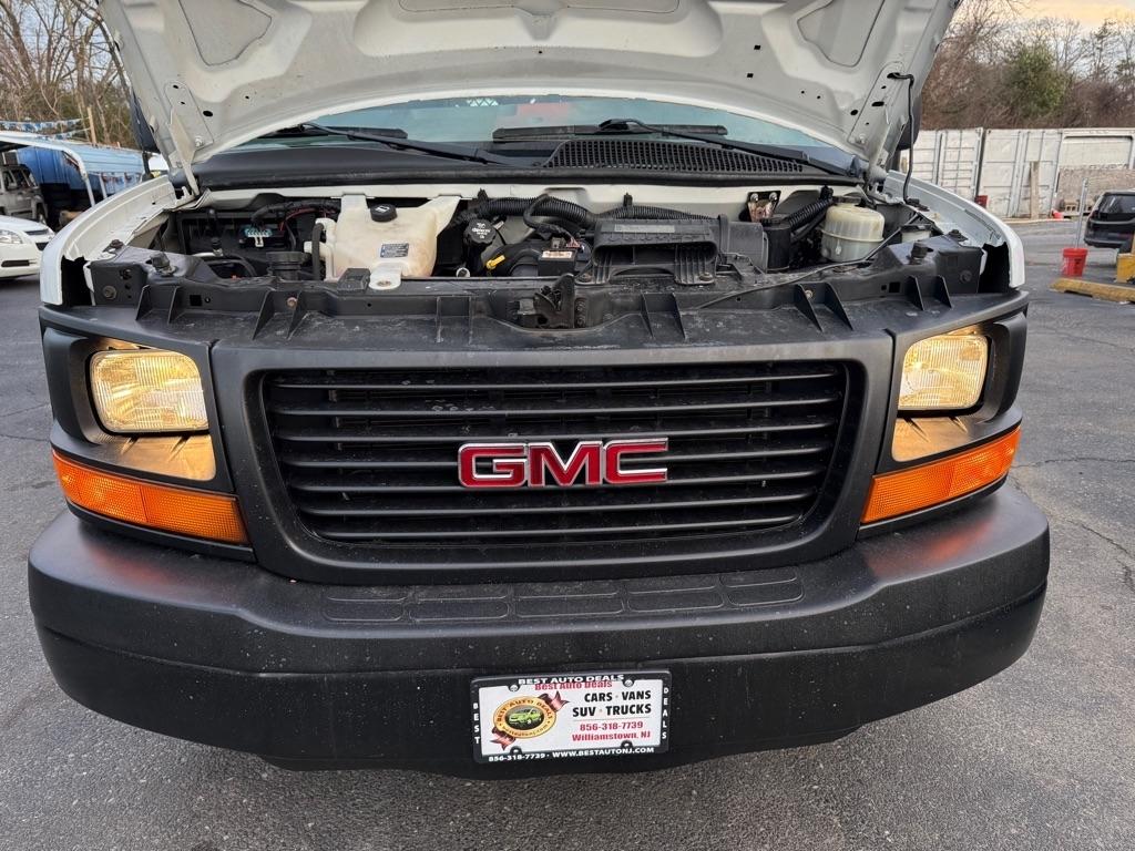 GMC Savana RWD 2500 135" 2014