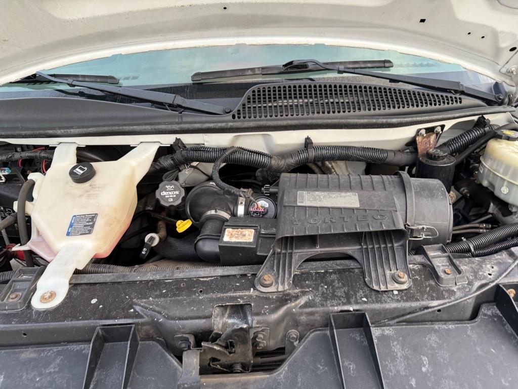 GMC Savana RWD 2500 135" 2014