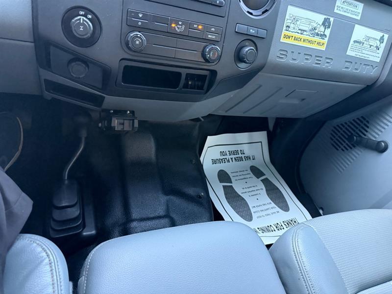 Ford F-250 SD King Ranch Crew Cab 4WD 2016